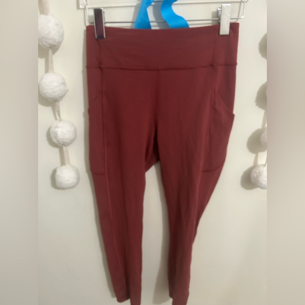Lululemon Invigorate High Rise Crop - Picture 2 of 12